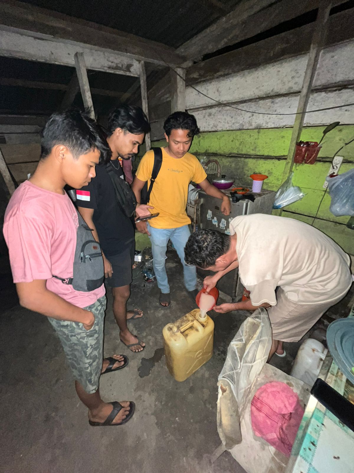 Penertiban Minuman Beralkohol dalam Operasi Pekat Singgalang oleh Polres Kepulauan Mentawai