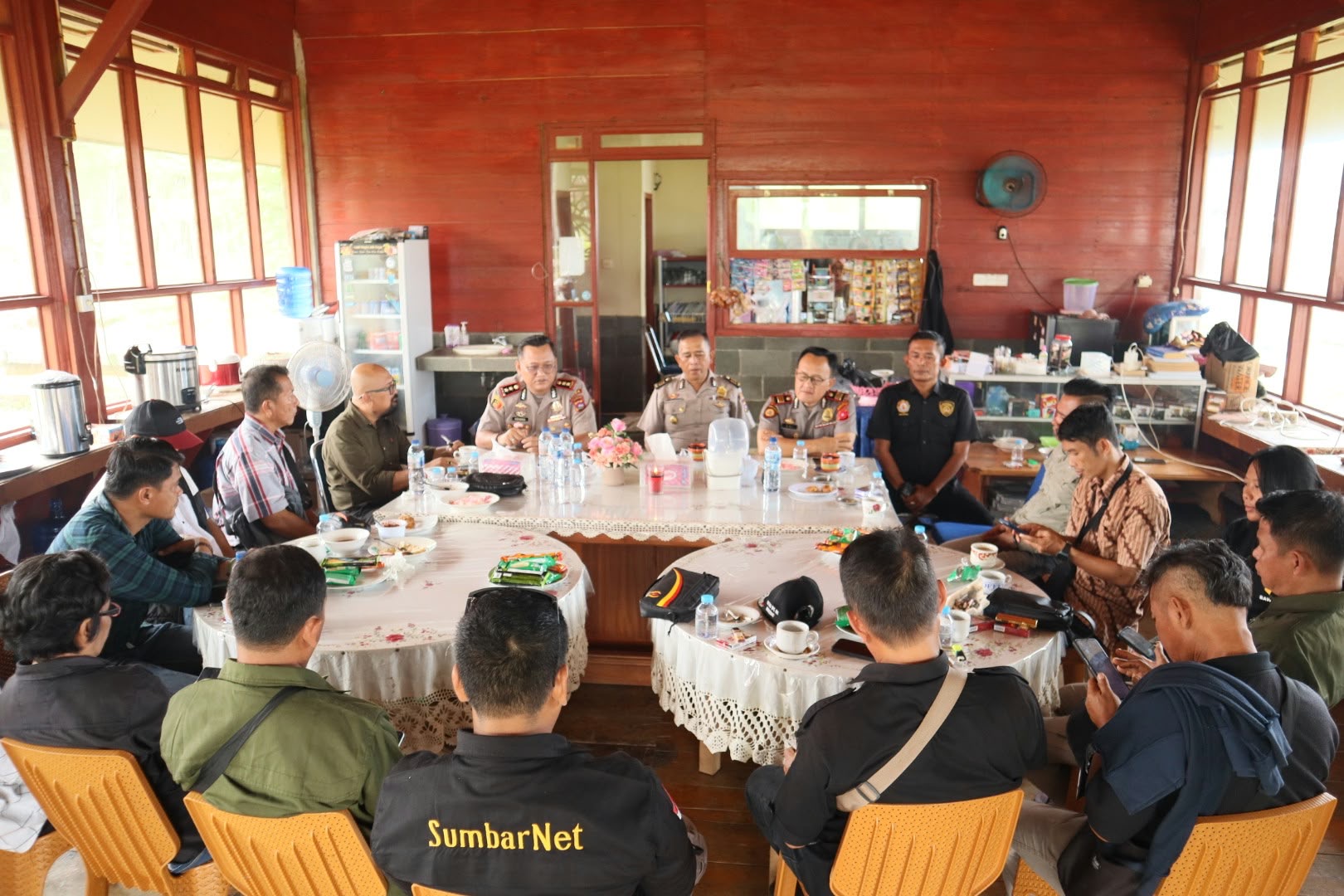 Perkuat Kemitraan, Plt. Kapolres Kepulauan Mentawai Gelar Silaturahmi Bersama Insan Pers Mentawai